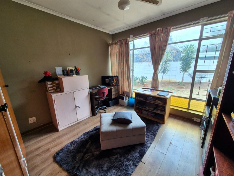 4 Bedroom Property for Sale in Wierda Park Gauteng