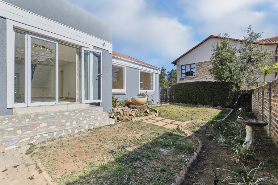 3 Bedroom Property for Sale in Barbeque Downs Gauteng