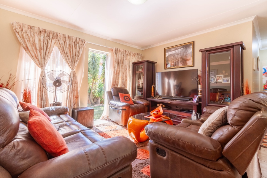 3 Bedroom Property for Sale in Equestria Gauteng