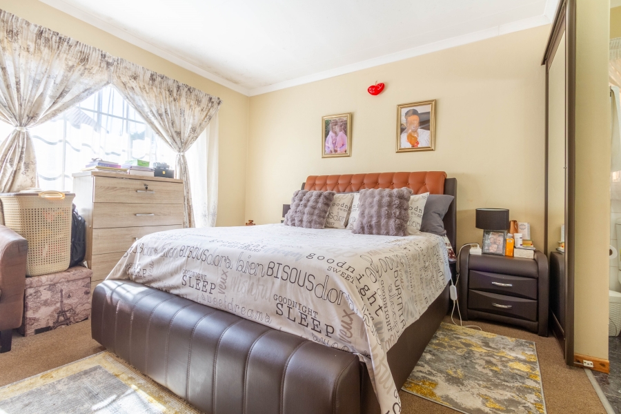 3 Bedroom Property for Sale in Equestria Gauteng