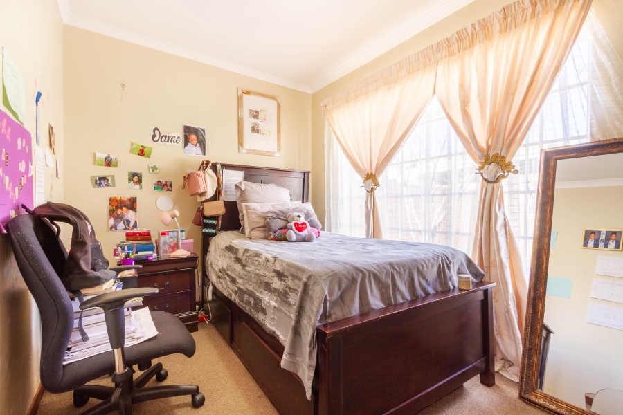 3 Bedroom Property for Sale in Equestria Gauteng