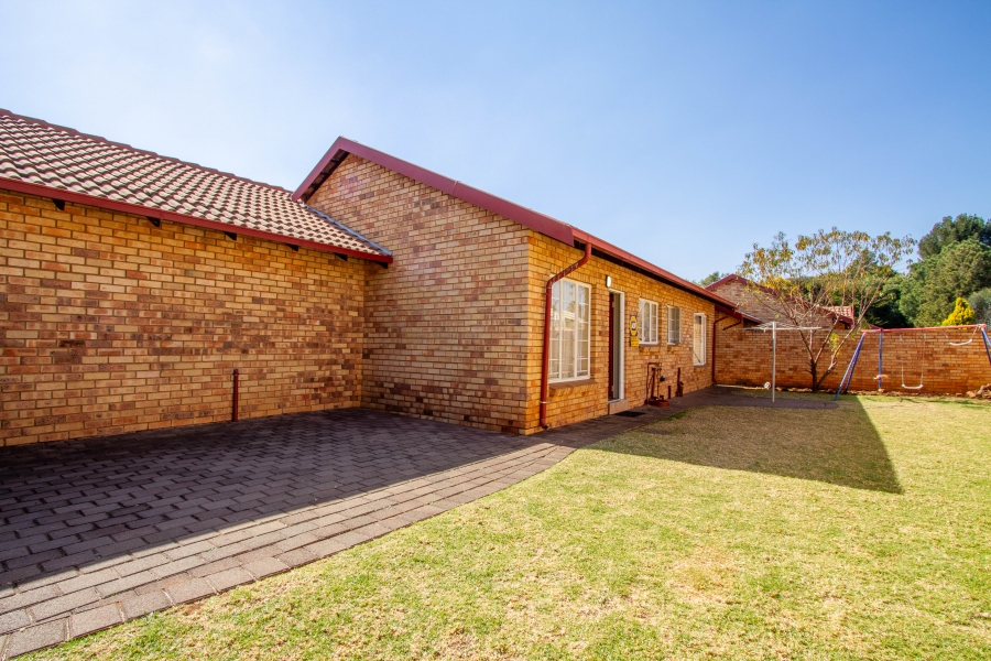 3 Bedroom Property for Sale in Equestria Gauteng