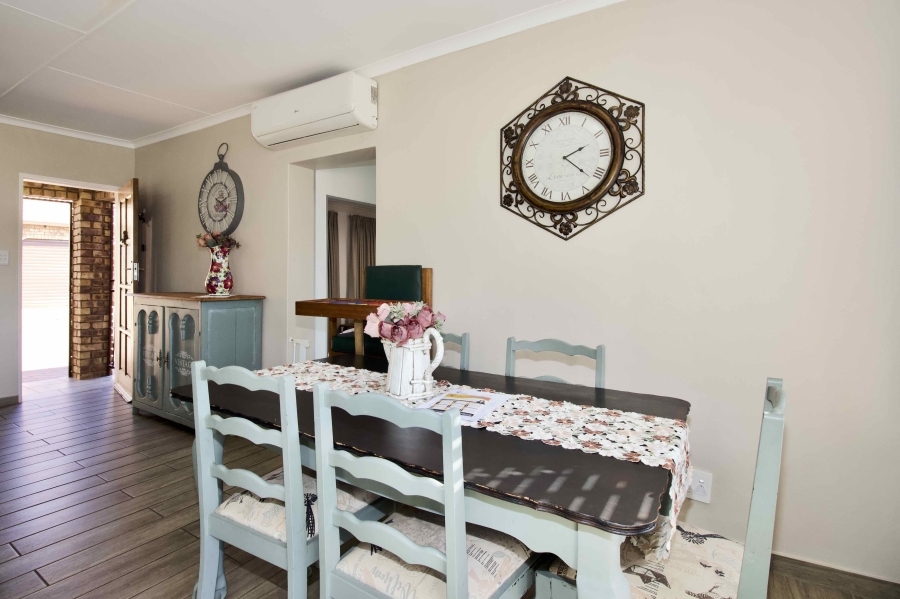 3 Bedroom Property for Sale in Eldoraigne Gauteng