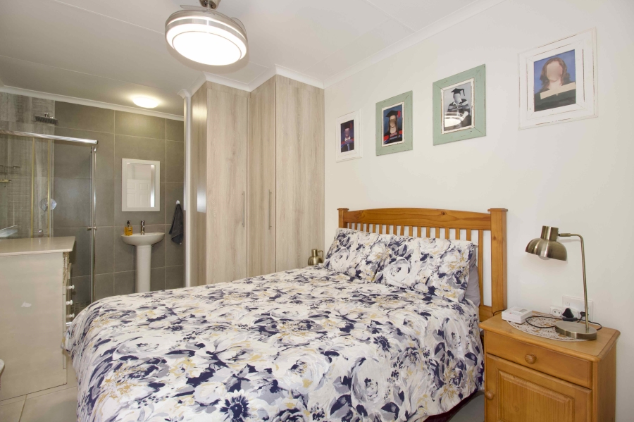 3 Bedroom Property for Sale in Eldoraigne Gauteng