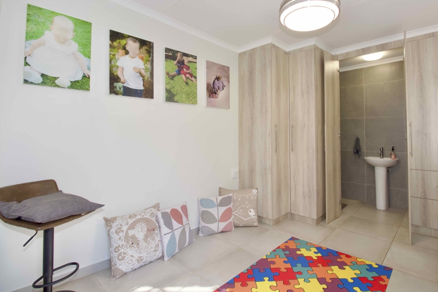 3 Bedroom Property for Sale in Eldoraigne Gauteng