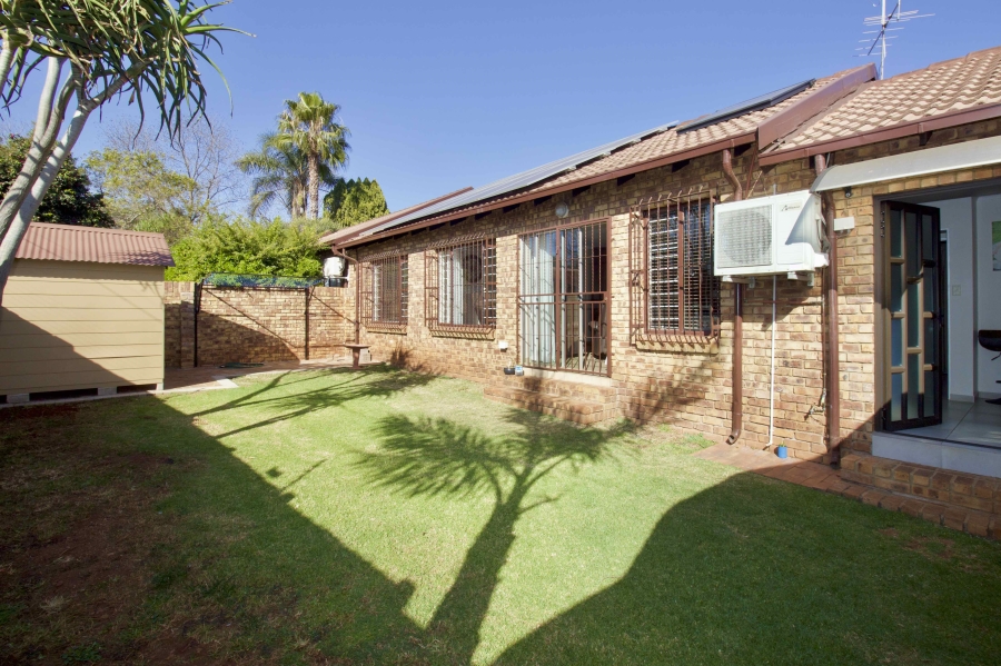 3 Bedroom Property for Sale in Eldoraigne Gauteng
