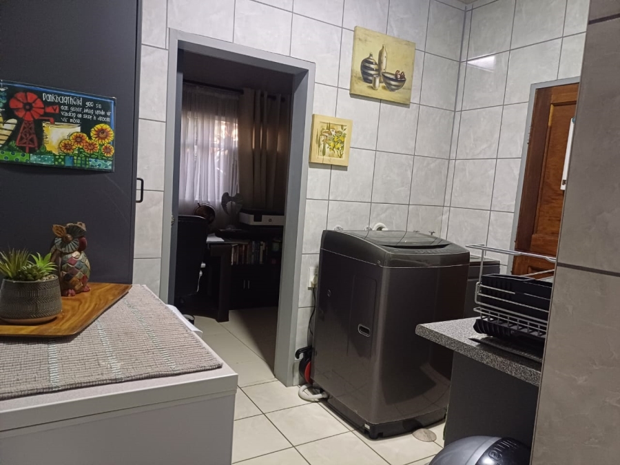 3 Bedroom Property for Sale in Arcon Park Gauteng
