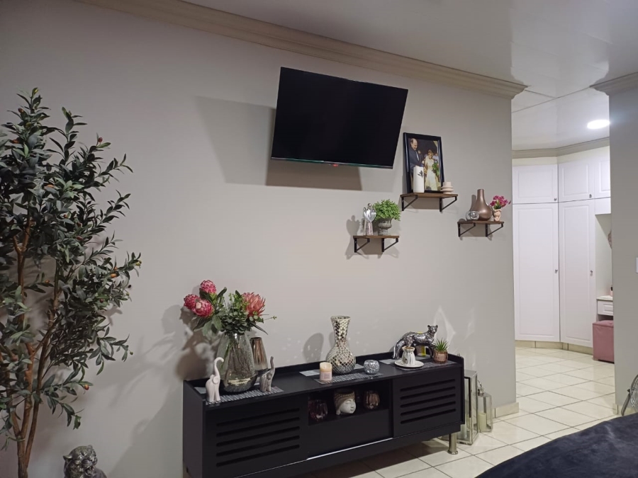 3 Bedroom Property for Sale in Arcon Park Gauteng