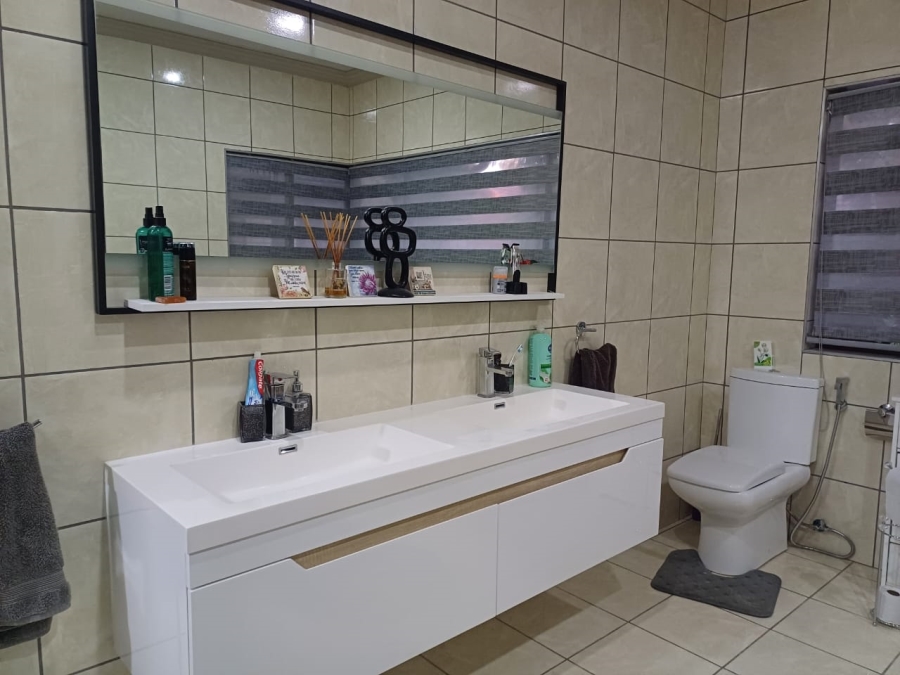 3 Bedroom Property for Sale in Arcon Park Gauteng