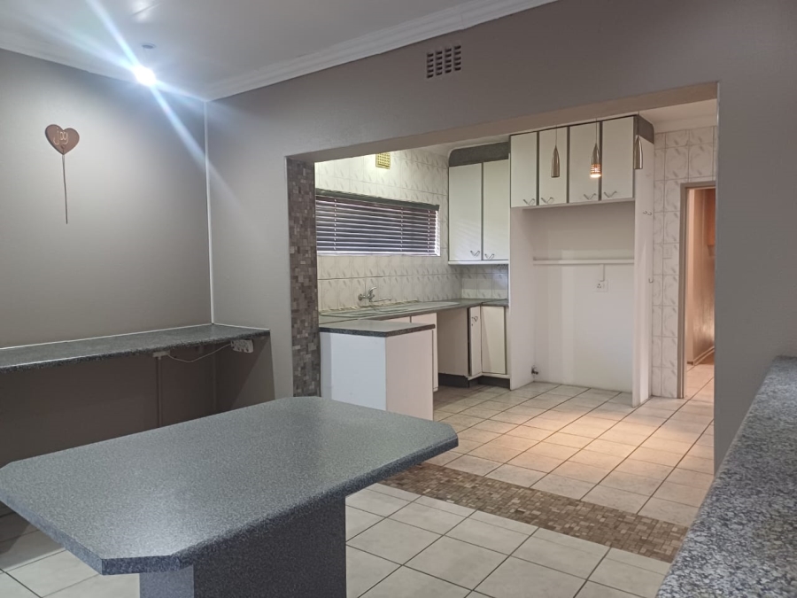 4 Bedroom Property for Sale in Arcon Park Gauteng