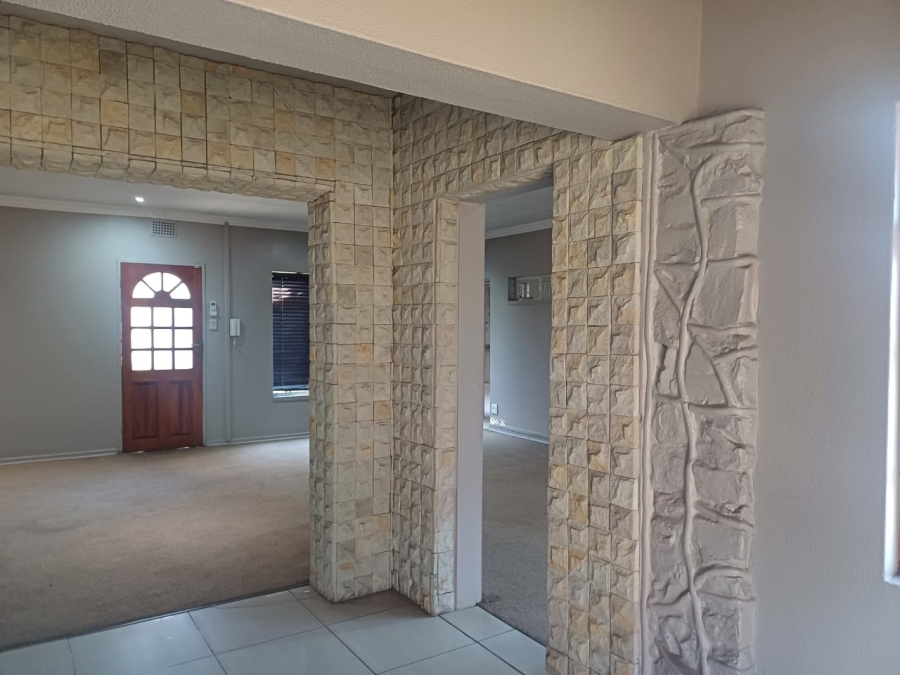 4 Bedroom Property for Sale in Arcon Park Gauteng