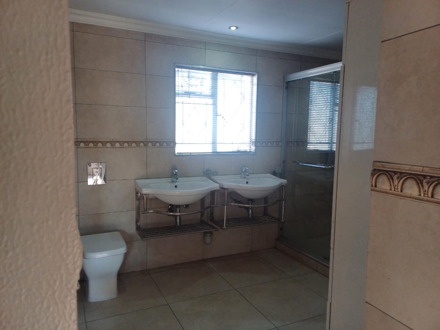 4 Bedroom Property for Sale in Arcon Park Gauteng