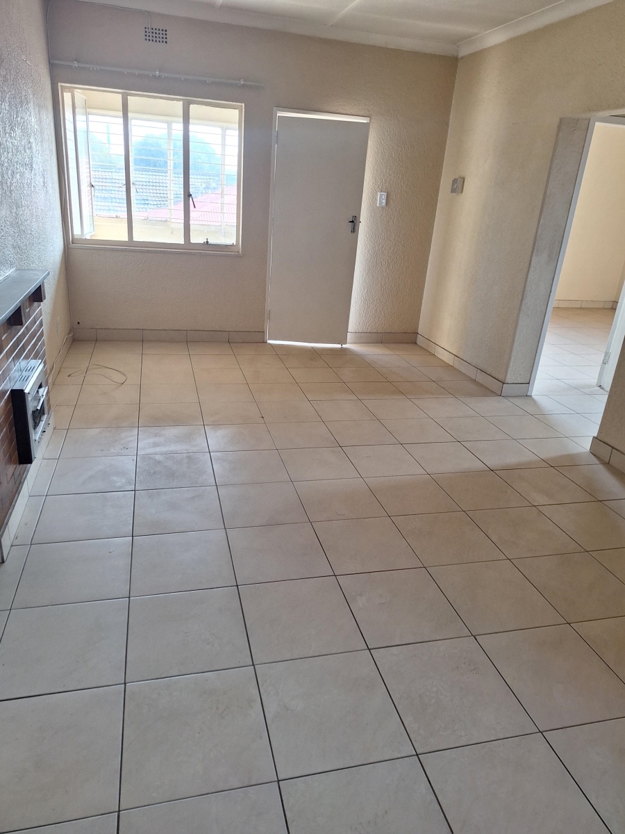 To Let 2 Bedroom Property for Rent in Regents Park Gauteng
