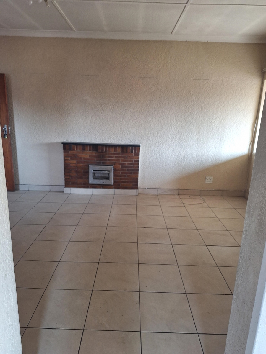 To Let 2 Bedroom Property for Rent in Regents Park Gauteng