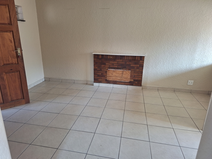 To Let 2 Bedroom Property for Rent in Regents Park Gauteng