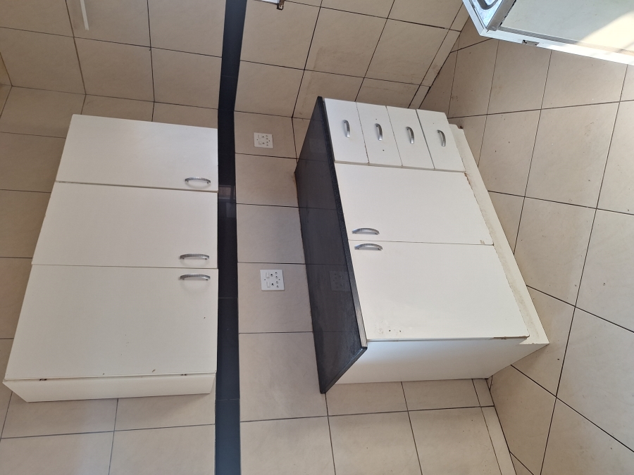 To Let 2 Bedroom Property for Rent in Regents Park Gauteng
