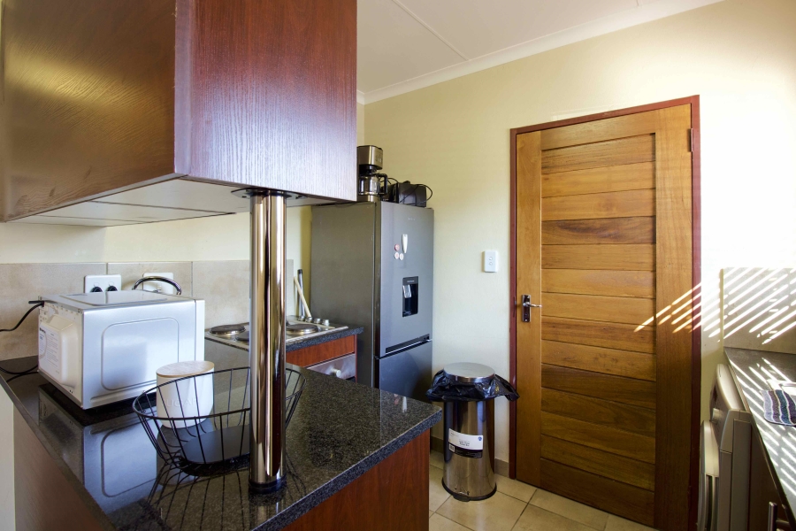 2 Bedroom Property for Sale in Kosmosdal Gauteng