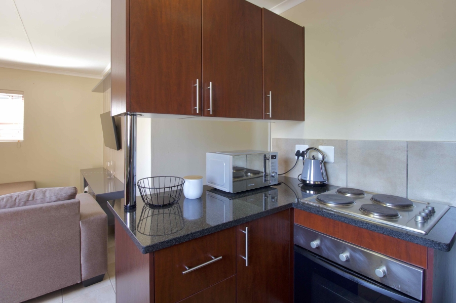 2 Bedroom Property for Sale in Kosmosdal Gauteng