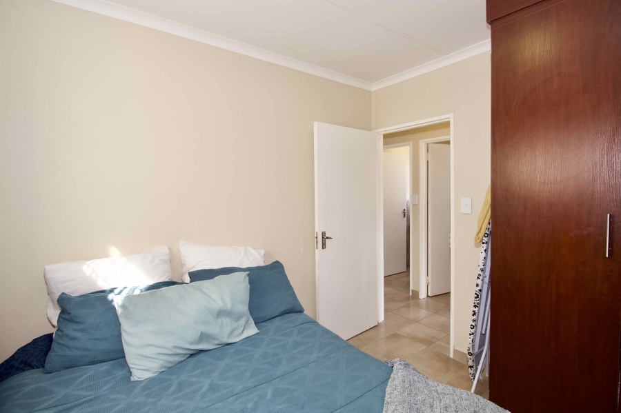 2 Bedroom Property for Sale in Kosmosdal Gauteng