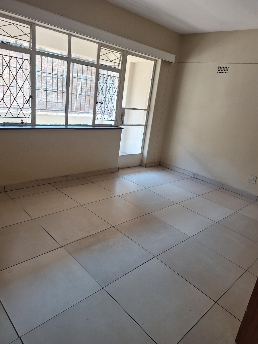 To Let 2 Bedroom Property for Rent in Jeppestown Gauteng
