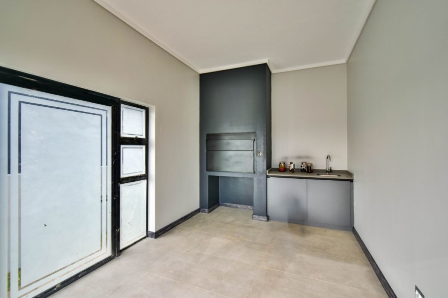 3 Bedroom Property for Sale in Fountainbrook Estate Gauteng