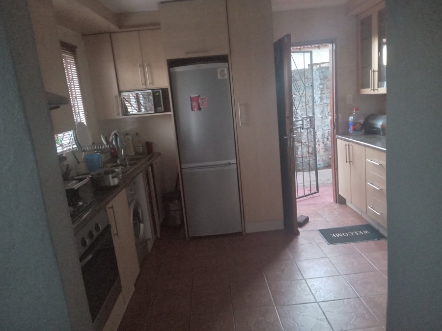 3 Bedroom Property for Sale in Clayville East Gauteng