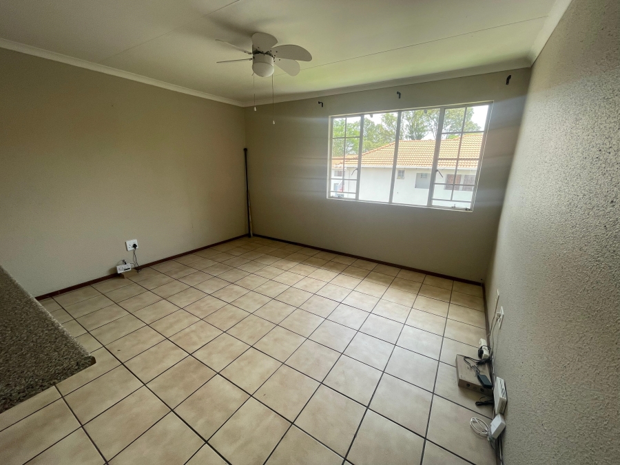 2 Bedroom Property for Sale in Groenkloof Gauteng
