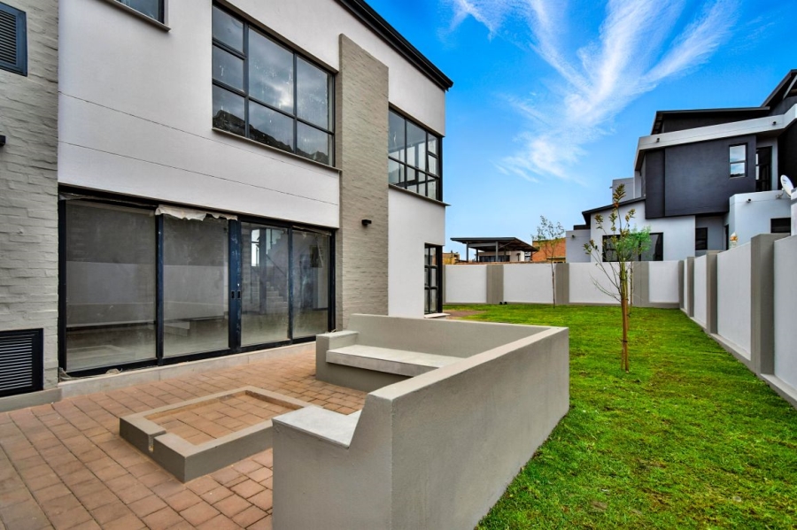 3 Bedroom Property for Sale in Fountainbrook Estate Gauteng