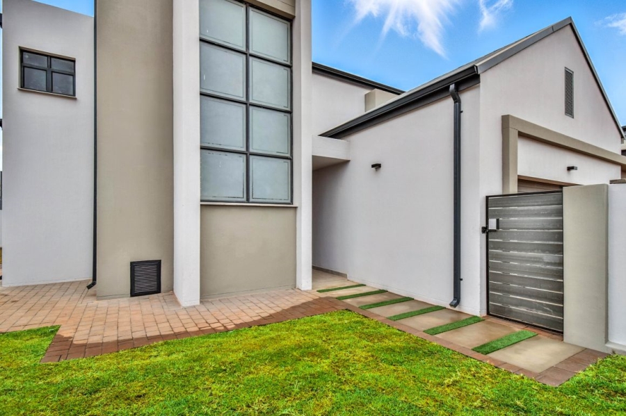 3 Bedroom Property for Sale in Fountainbrook Estate Gauteng