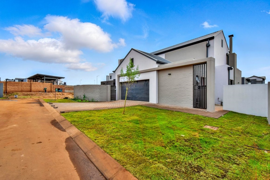 3 Bedroom Property for Sale in Fountainbrook Estate Gauteng