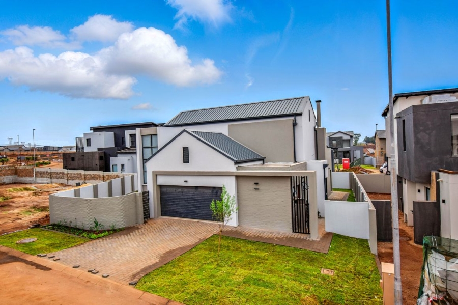 3 Bedroom Property for Sale in Fountainbrook Estate Gauteng