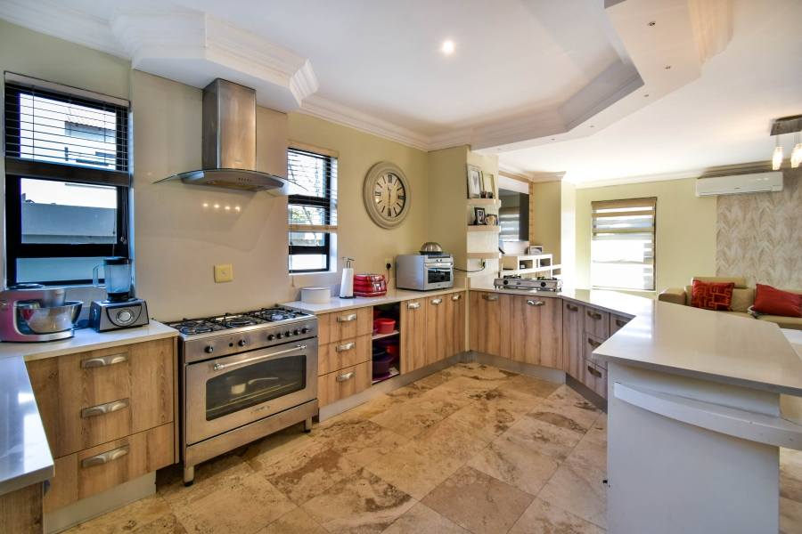 5 Bedroom Property for Sale in Silverwoods Country Estate Gauteng