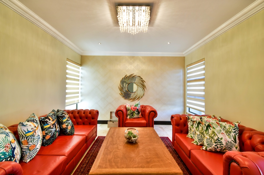5 Bedroom Property for Sale in Silverwoods Country Estate Gauteng