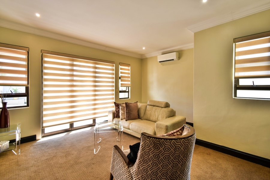 5 Bedroom Property for Sale in Silverwoods Country Estate Gauteng