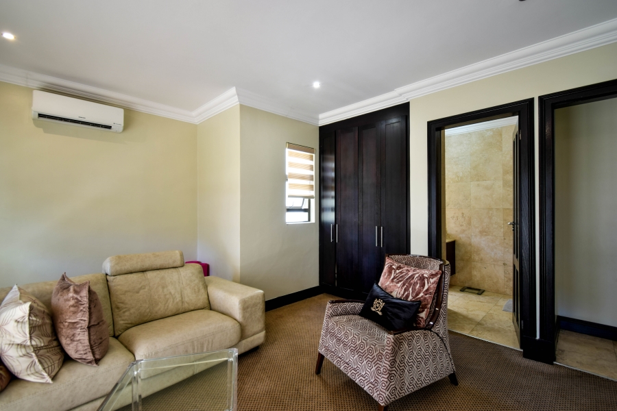 5 Bedroom Property for Sale in Silverwoods Country Estate Gauteng