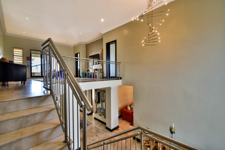 5 Bedroom Property for Sale in Silverwoods Country Estate Gauteng