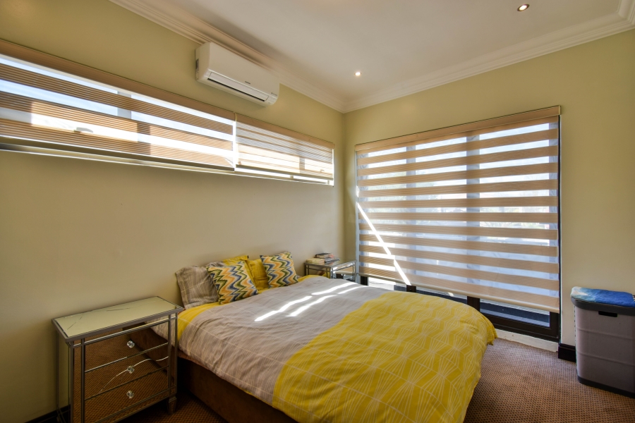 5 Bedroom Property for Sale in Silverwoods Country Estate Gauteng