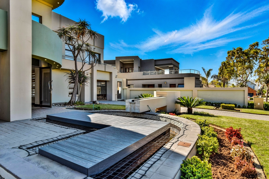5 Bedroom Property for Sale in Silverwoods Country Estate Gauteng