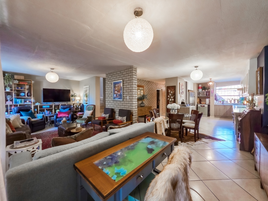 3 Bedroom Property for Sale in Moreleta Park Gauteng