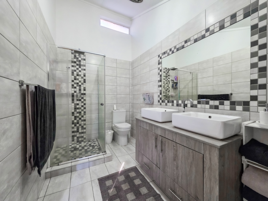 3 Bedroom Property for Sale in Moreleta Park Gauteng