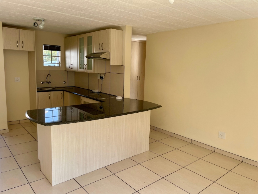 2 Bedroom Property for Sale in Groenkloof Gauteng