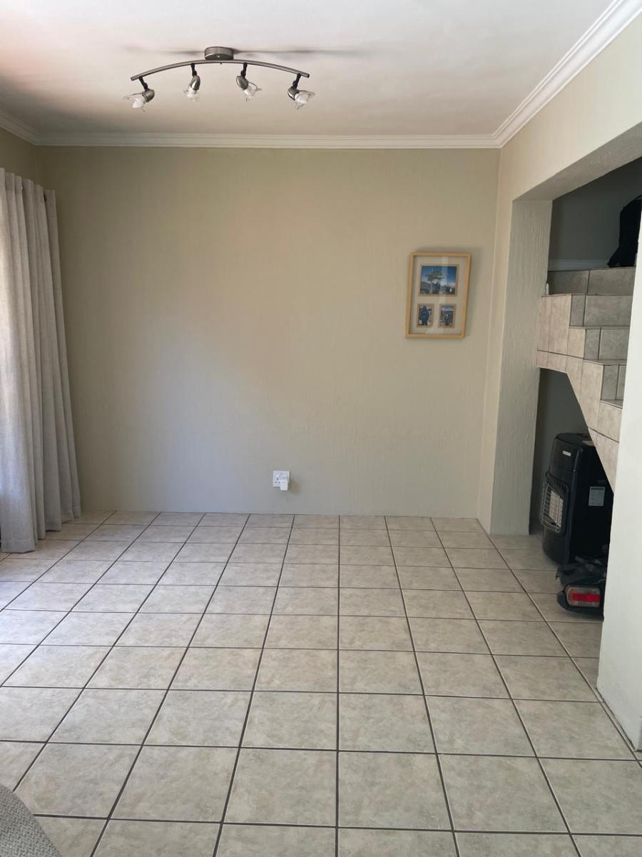 3 Bedroom Property for Sale in Bergbron Gauteng