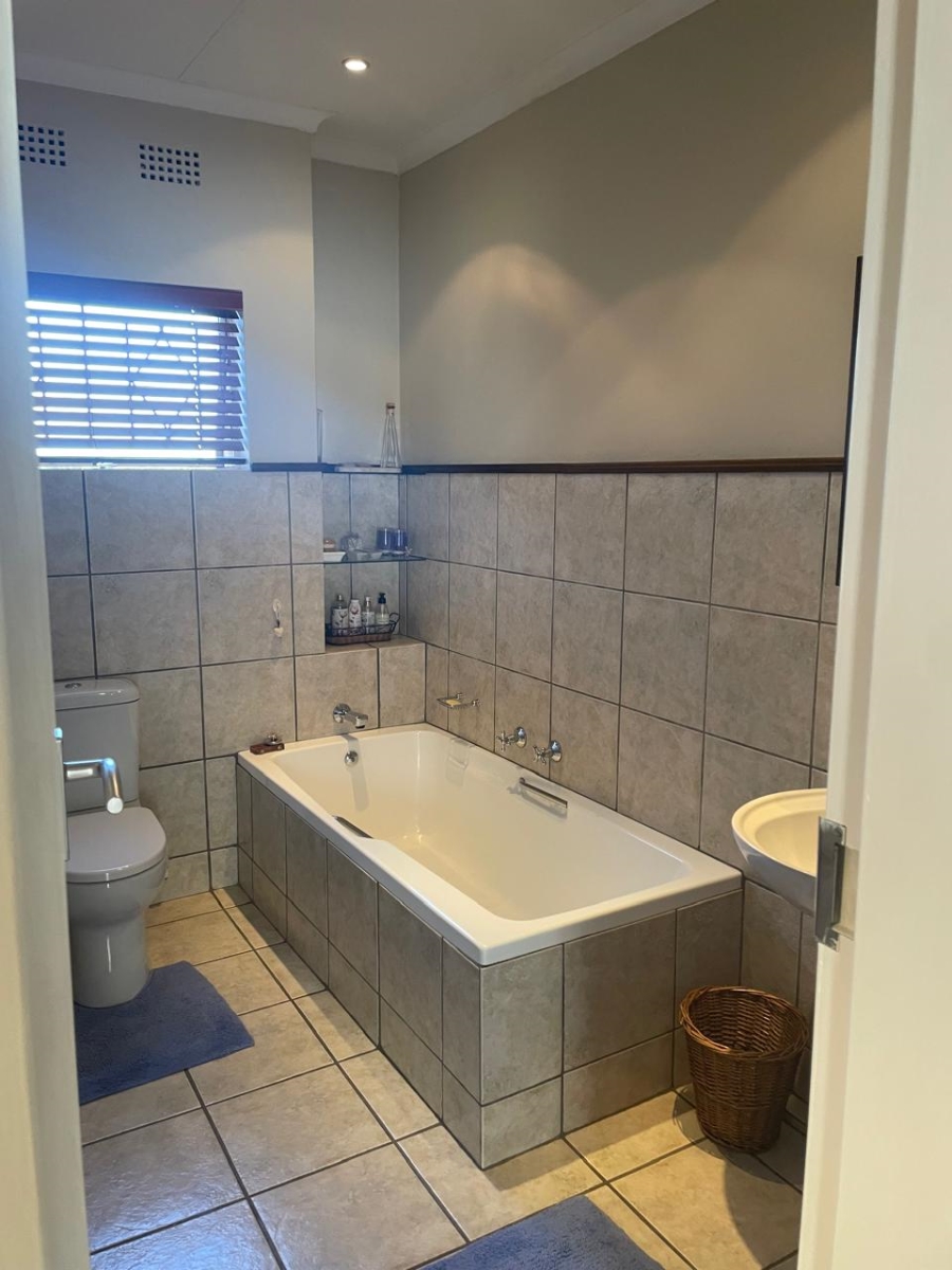 3 Bedroom Property for Sale in Bergbron Gauteng