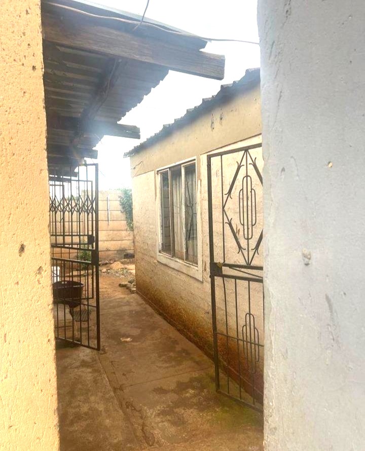 2 Bedroom Property for Sale in Roodekop Gauteng