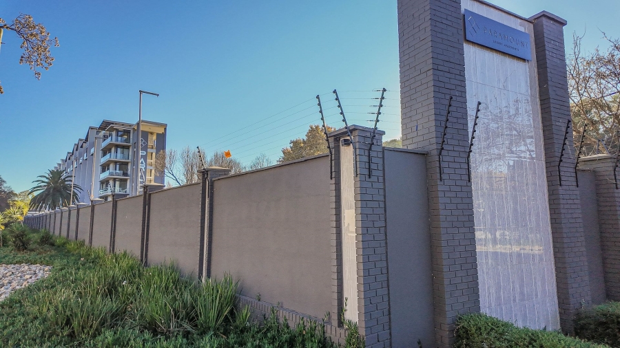 To Let 2 Bedroom Property for Rent in Houghton Estate Gauteng