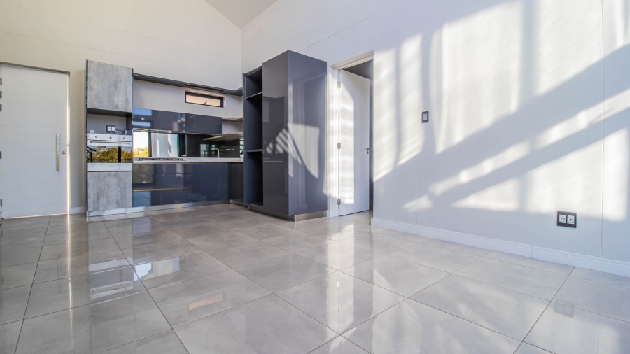 To Let 2 Bedroom Property for Rent in Houghton Estate Gauteng