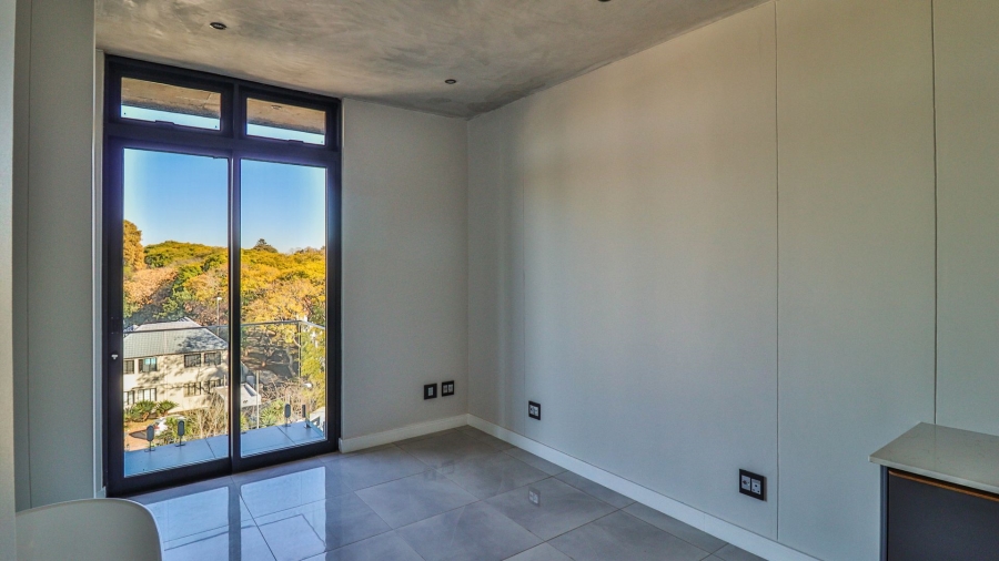 To Let 2 Bedroom Property for Rent in Houghton Estate Gauteng