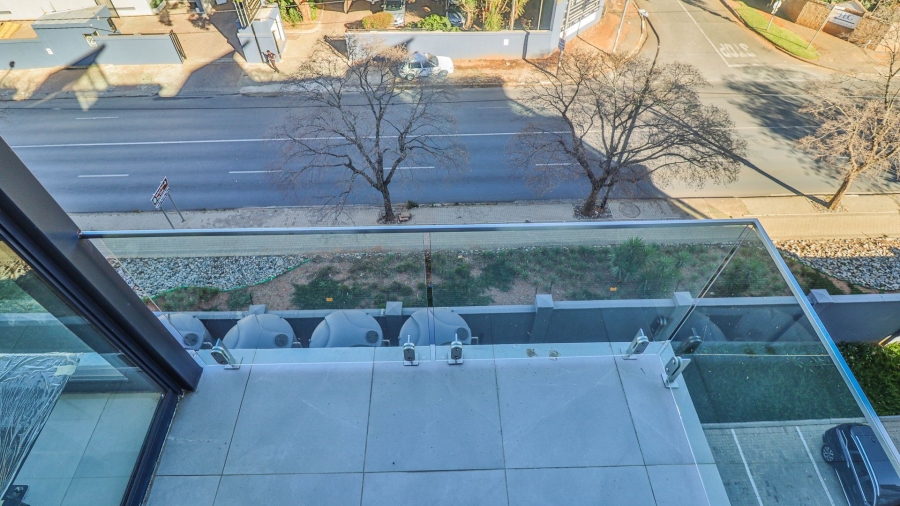 To Let 2 Bedroom Property for Rent in Houghton Estate Gauteng