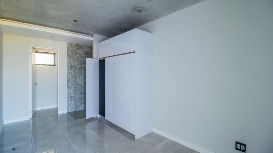 To Let 2 Bedroom Property for Rent in Houghton Estate Gauteng