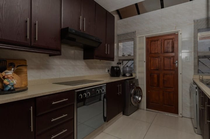 3 Bedroom Property for Sale in Bassonia Gauteng